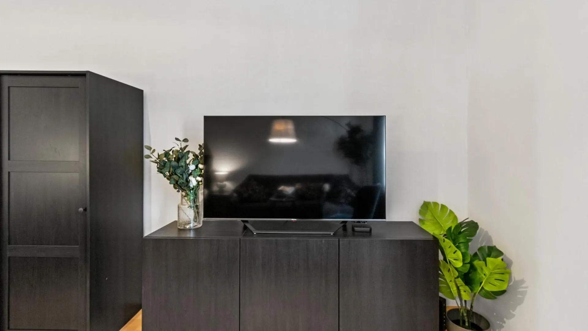 Stylish Apartment, 4 Min To U3 Zipperer Strasse Wien Apartment
