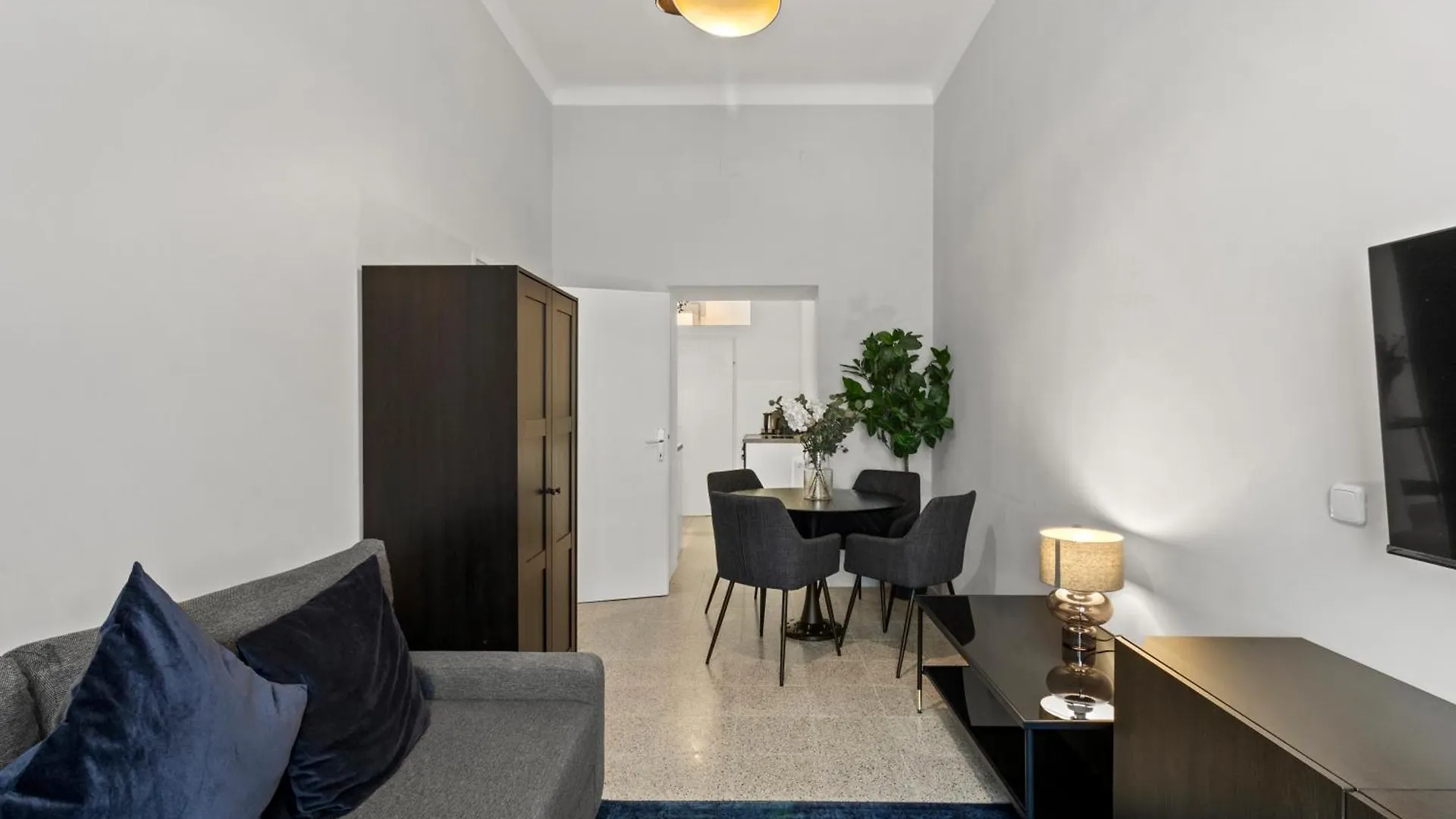 Stylish Apartment, 4 Min To U3 Zipperer Strasse Wien Apartment