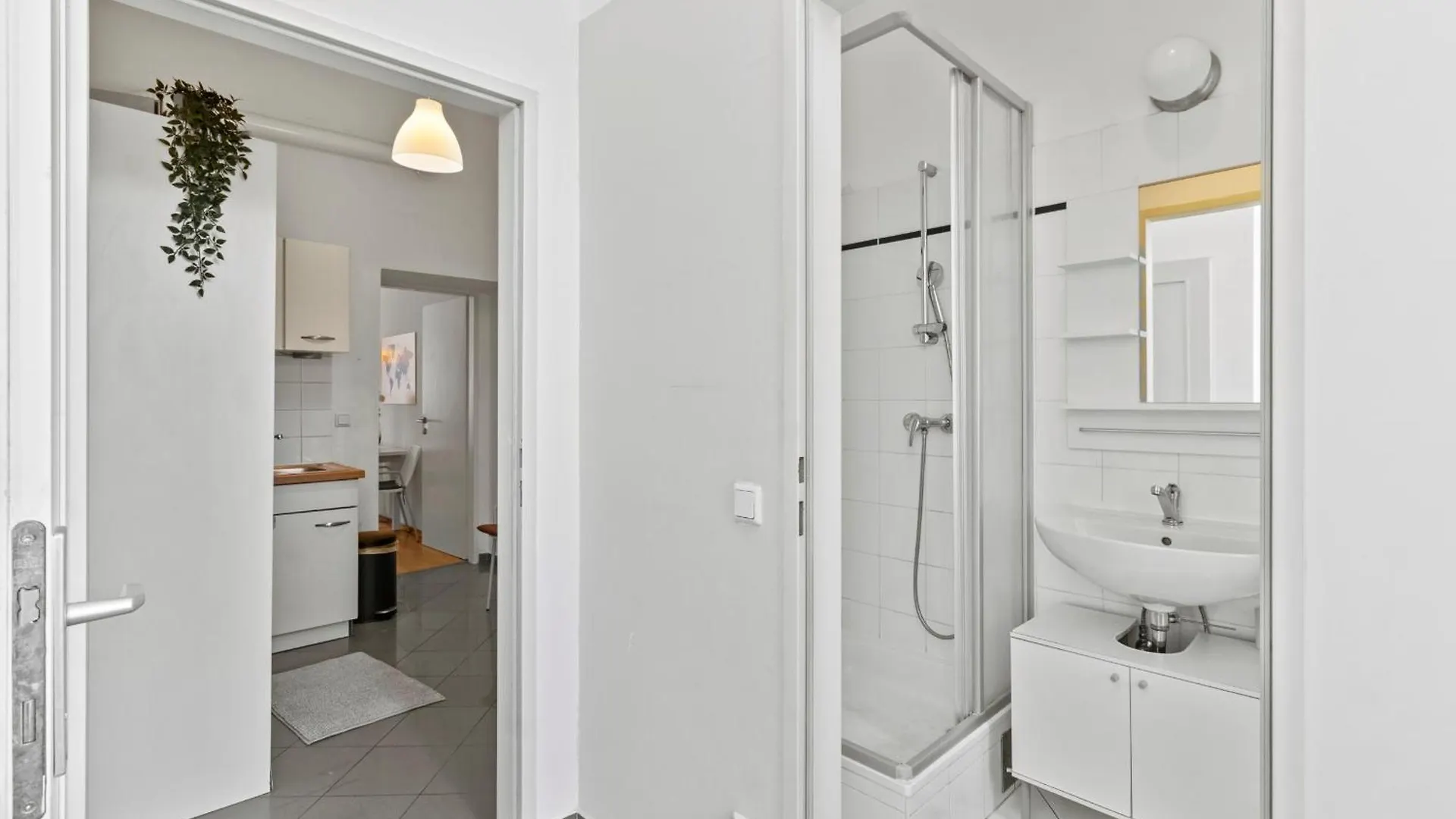 Stylish Apartment, 4 Min To U3 Zipperer Strasse Wien 0*,  Österreich